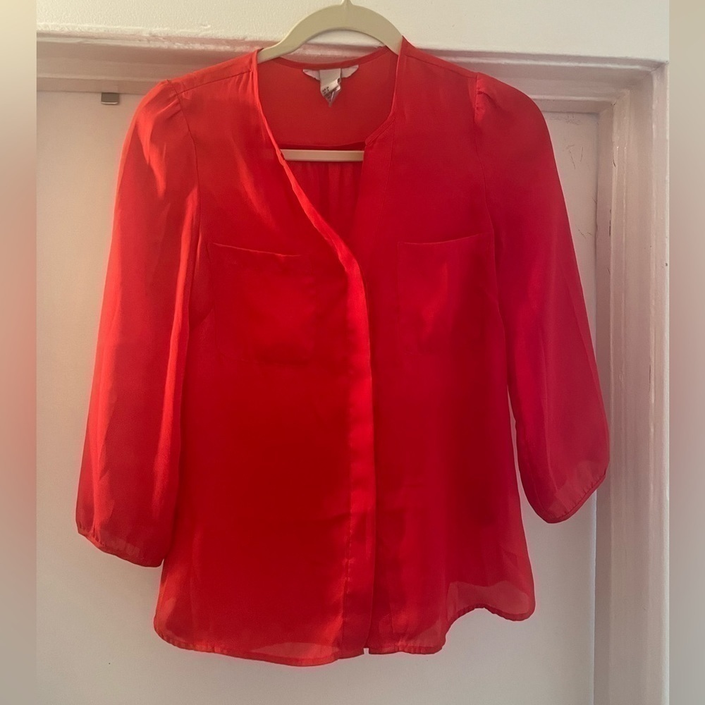 H & M Red Sheer button down 3/4 sleeve top‎ size 4